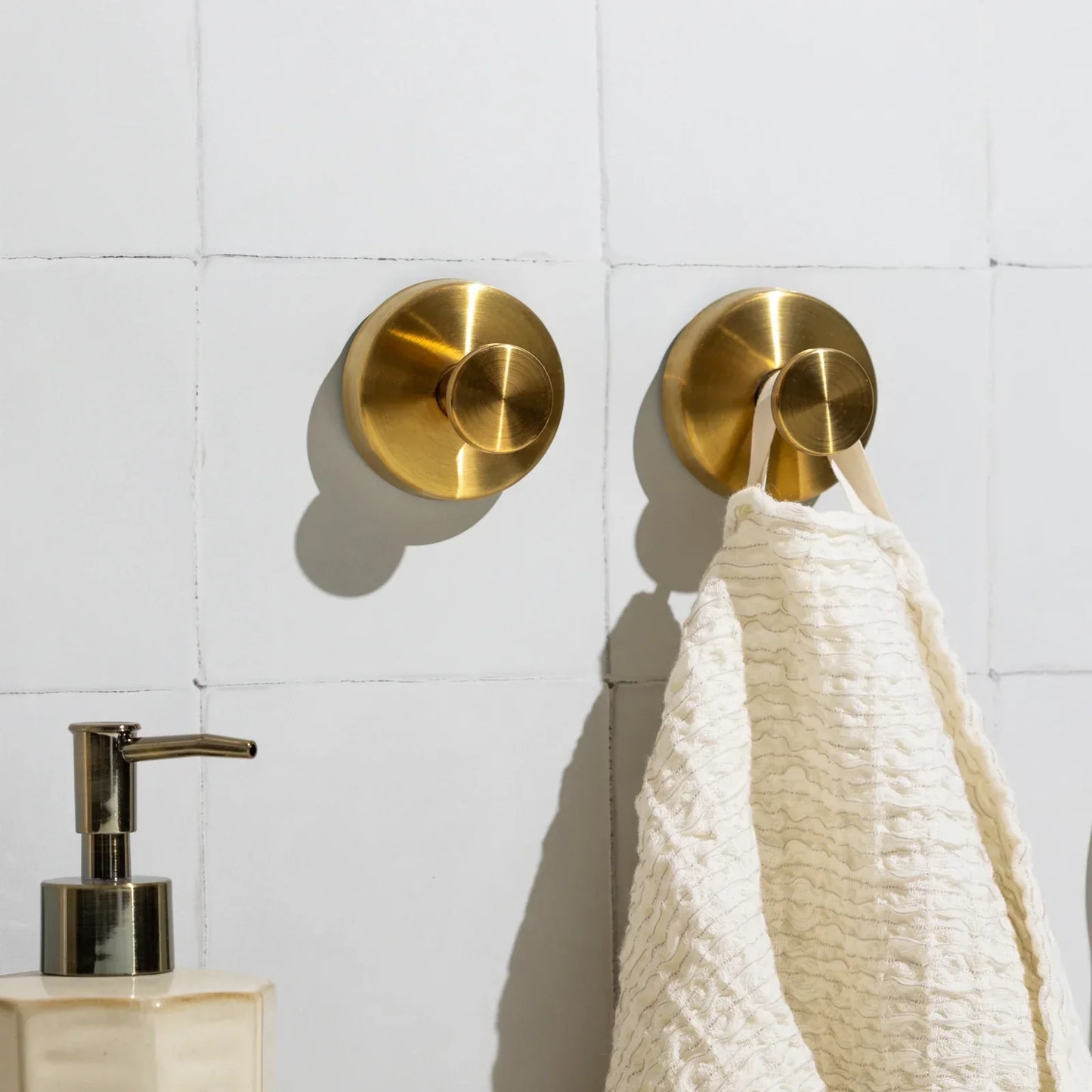 GripHook™ | Enkel ophæng – stærkt uden skruer